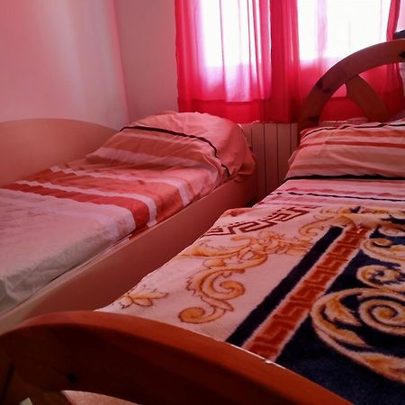 Habitacion E Zaragoza Dış mekan fotoğraf